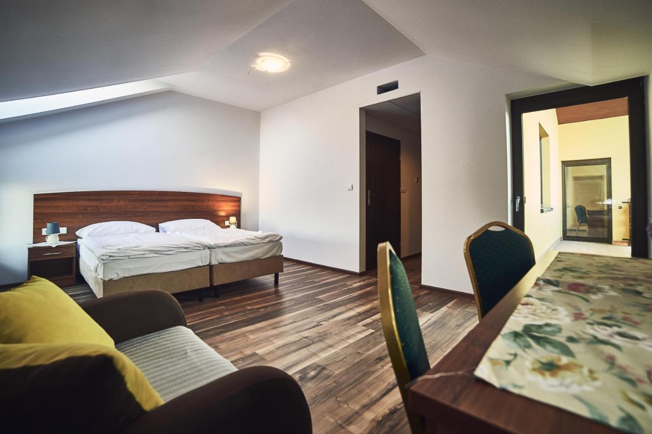 Hotel AB Tychy Exterior foto